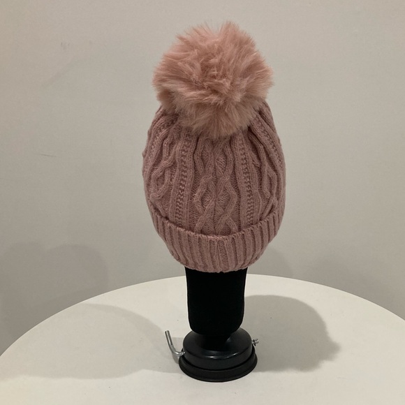 NEW Chanel Embroidered Pink Winter Cable Knit Hat Faux Fur Pom - Picture 6 of 10